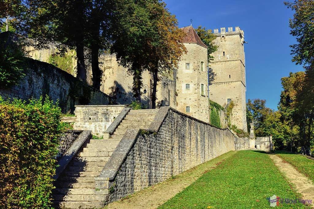 Au 10 Le Long Du Canal Fain-Les-Montbard Kültér fotó